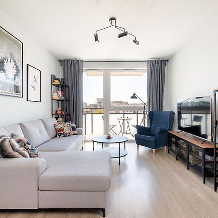 Owsiana 9 - Modern Designed Apartment With Balcony By Noclegi Renters Warschau Buitenkant foto